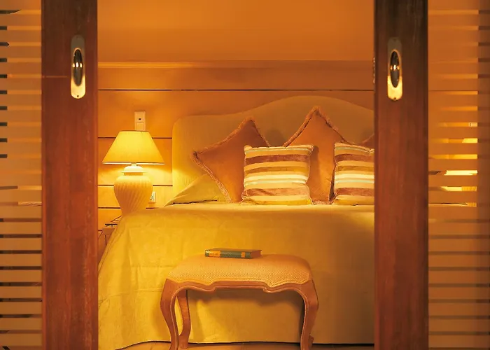 אתר נופש Grecotel Creta Palace העיירה רתימנו